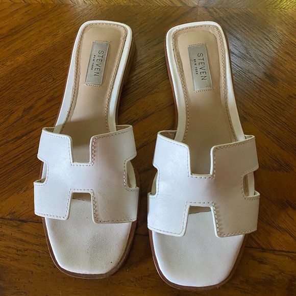 Steve Madden Shoes - Steve Madden Hayden White Sandals